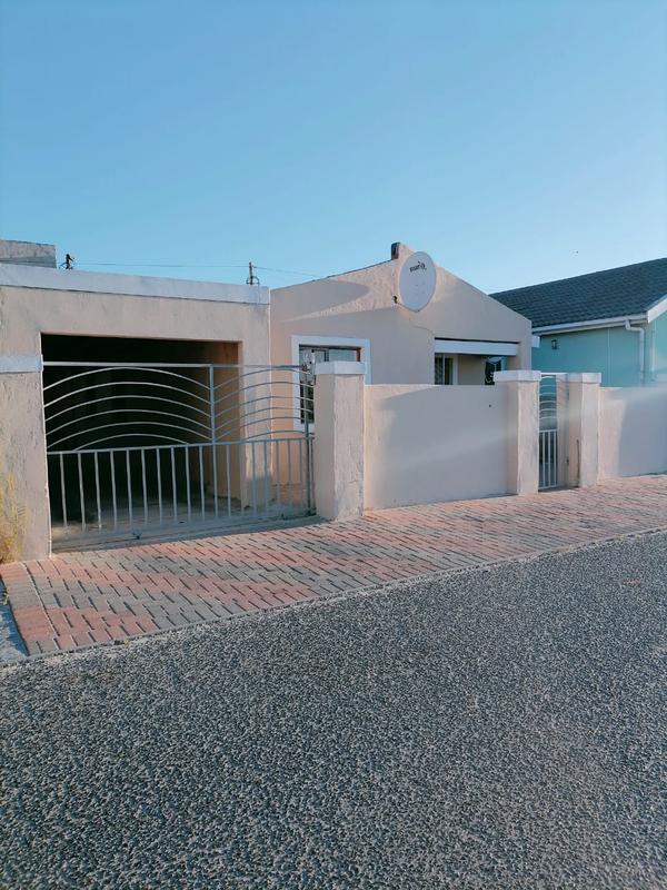 3 Bedroom Property for Sale in Ilitha Park Western Cape